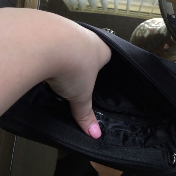 🎉last deal  🎉Cache black clutch - Picture 3 of 6